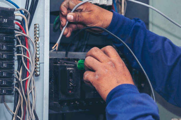 Best Commercial Electrician Services  in Belville, NC